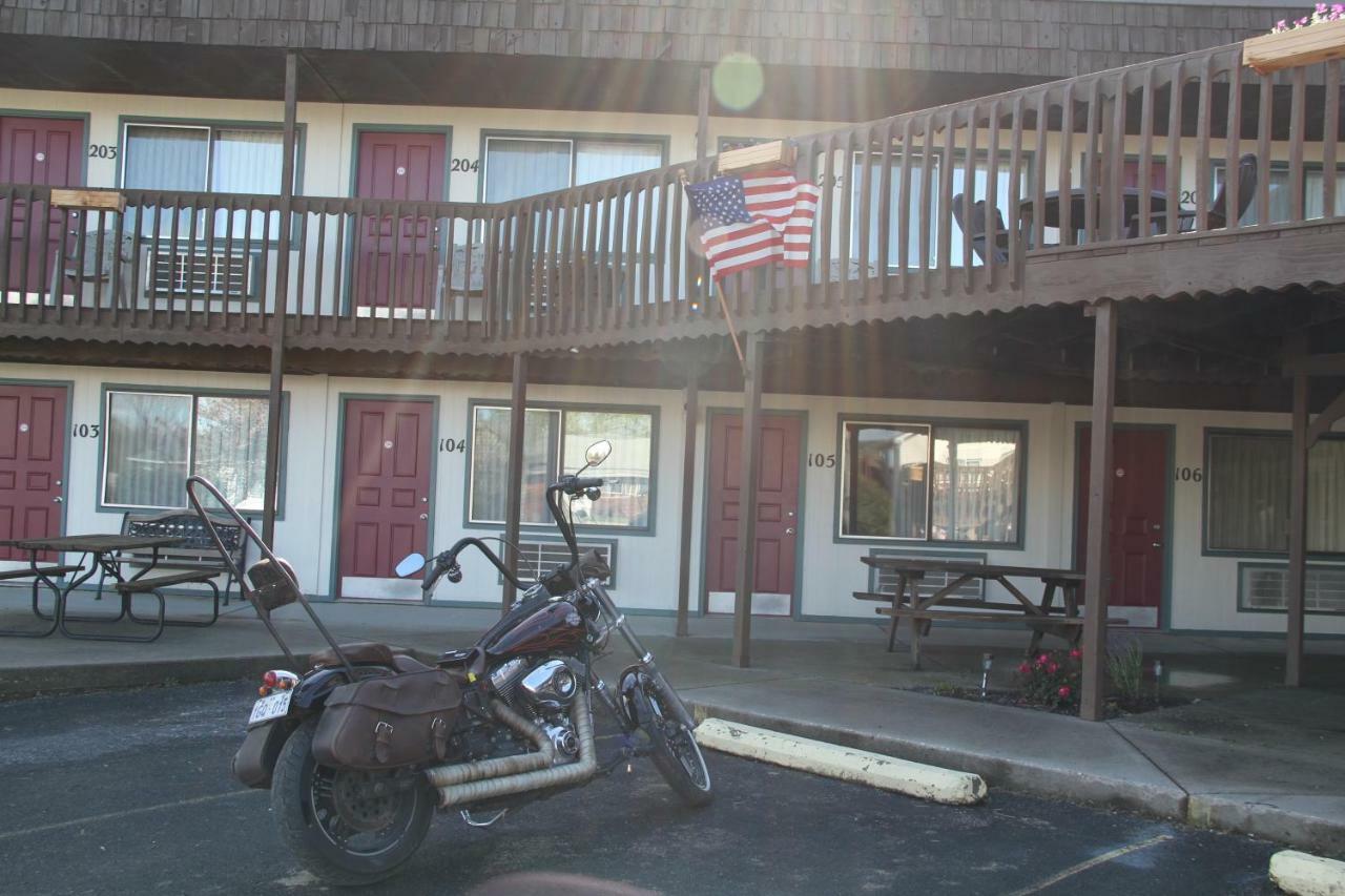 The Sturgis Motel Exteriör bild